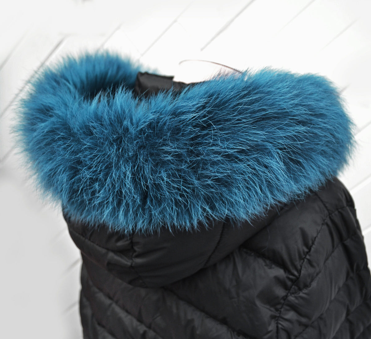 Blue real fox fur hood trim made from fox tail fur – Single – view 3