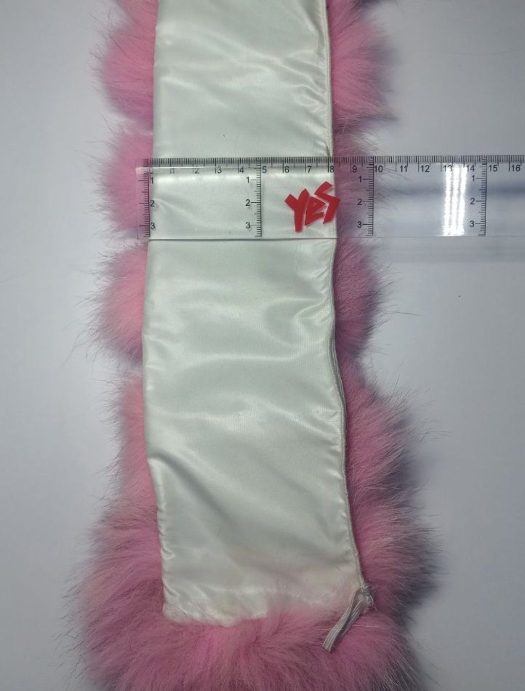 Raccoon Look real fox fur hood trim made from fox tail fur – Cubes – view 4