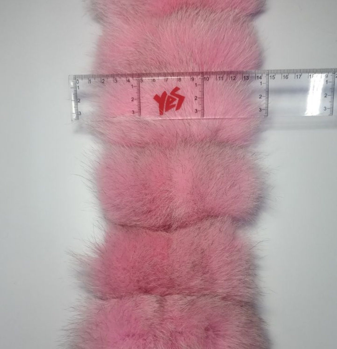 Raccoon Look real fox fur hood trim made from fox tail fur – Cubes – view 5