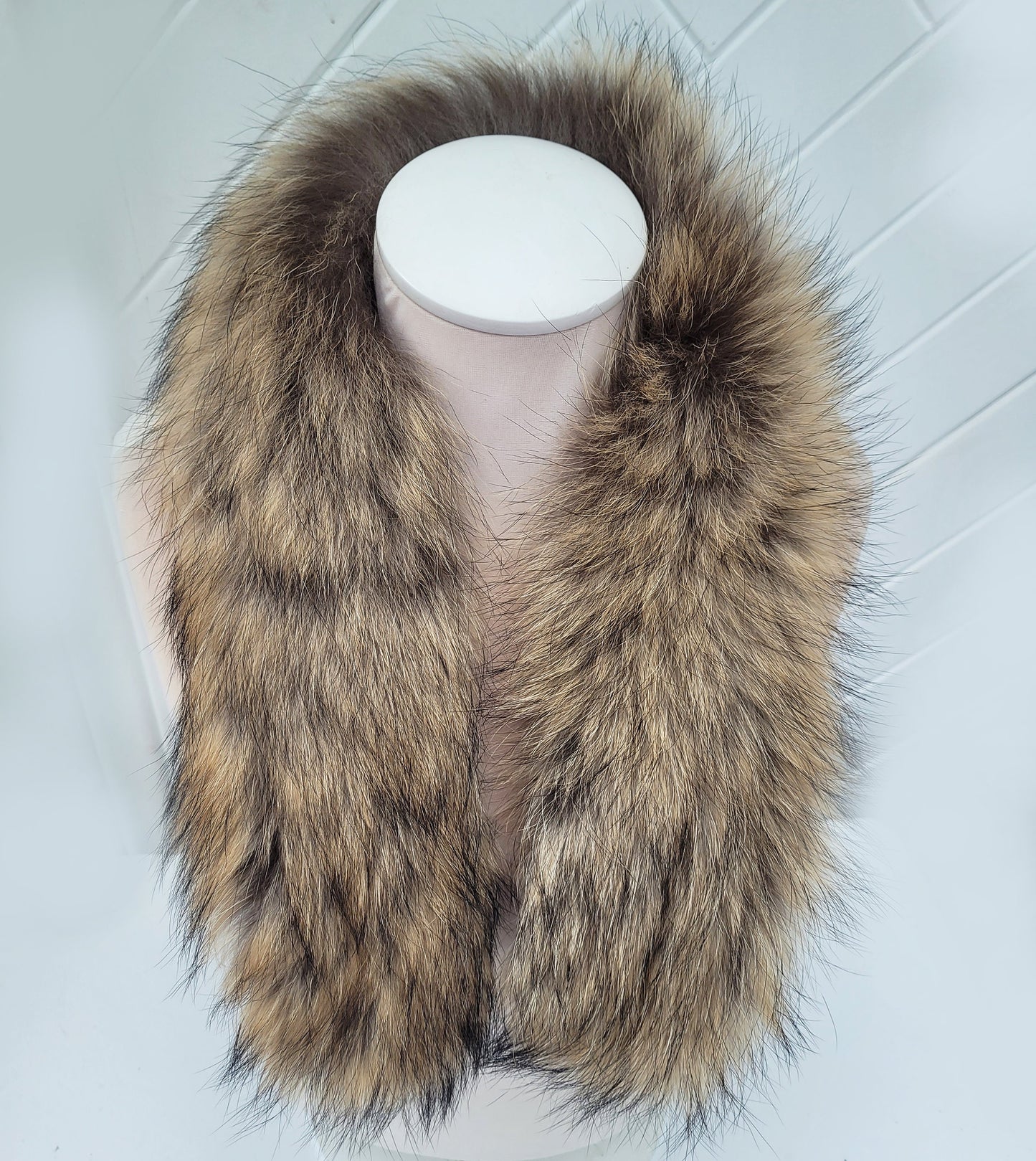 BY ORDER XL Large Full Finnish Real Raccoon Fur Collar, Fur Trim for Hoodie, Raccoon Fur Collar, Fur Scarf, Fur Ruff, Raccoon Fur Hood