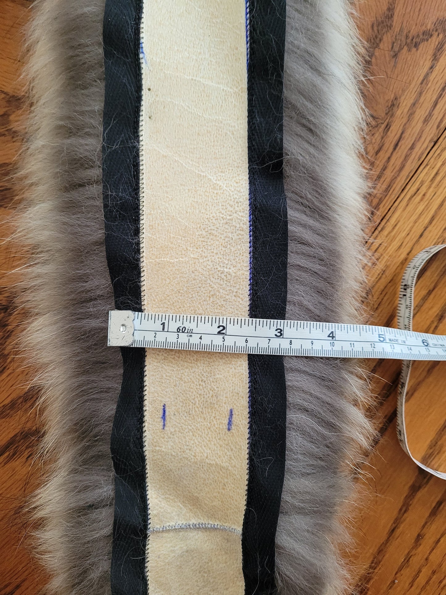BY ORDER XL Large Full Finnish Real Raccoon Fur Collar, Fur Trim for Hoodie, Raccoon Fur Collar, Fur Scarf, Fur Ruff, Raccoon Fur Hood