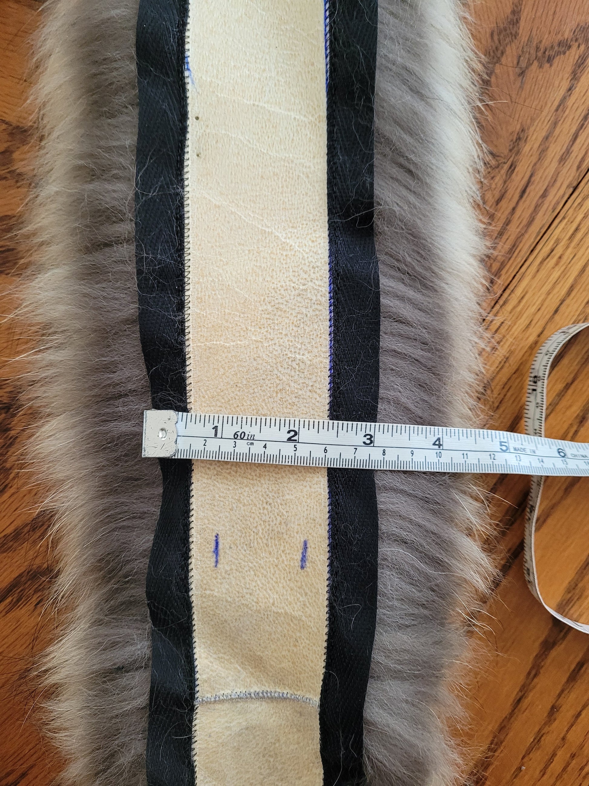 BY ORDER XL Large Full Finnish Real Raccoon Fur Collar, Fur Trim for Hoodie, Raccoon Fur Collar, Fur Scarf, Fur Ruff, Raccoon Fur Hood