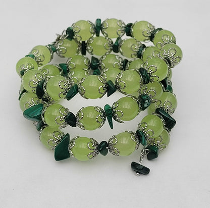 Green Stone Bracelet, Memory Wire Bracelet, Green Jade Bracelet, Crystal Gemstone Bracelet, Beaded Bracelet, Multi Strand Bracelet, Cuff