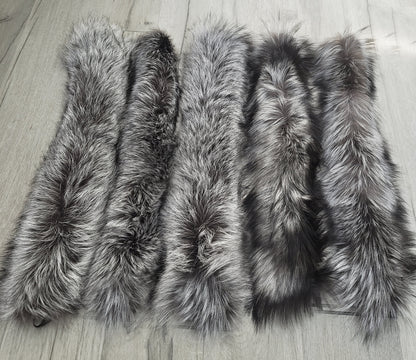 Silver Arctic fox fur hood trim cut from genuine Arctic fox pelt – size M – view 5