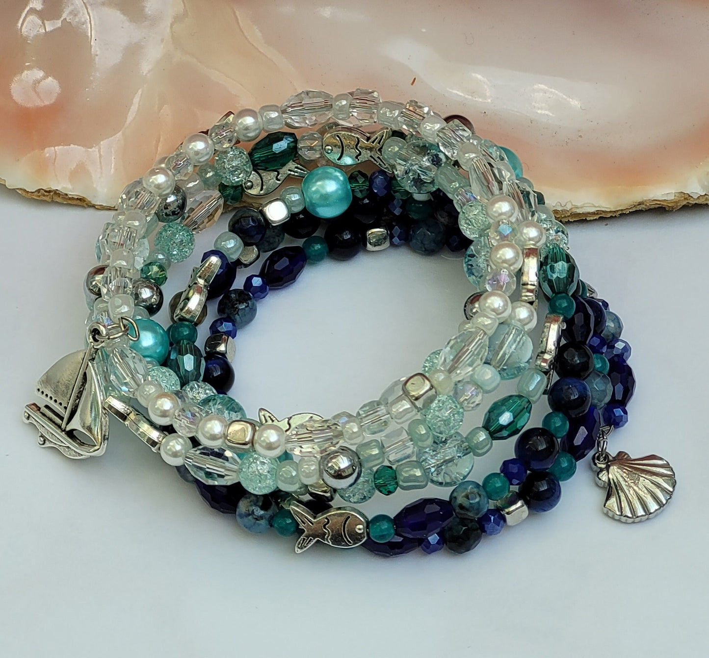 This memory wire bracelet brings you memory of the summer vacation at the ocean.
