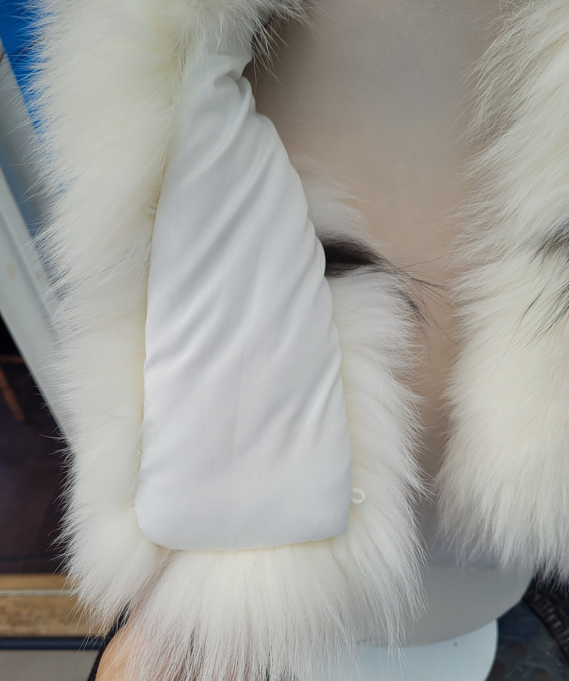 BY ORDER XXL Real Fox Fur (skin) Trim Hood with lining and buttons, White and Black Fox Fur Collar, Large Fur Scarf Ruff, Real Fur Hood