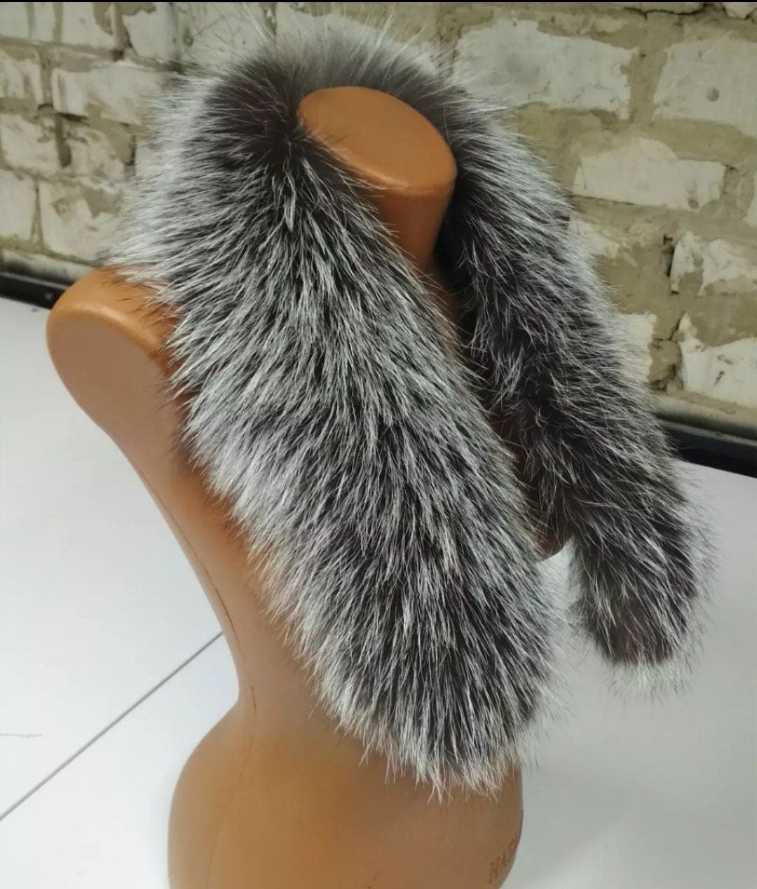 BY ORDER (not Tail) XL Extra Large Real Silver Fox Fur Trim Hood, Fur collar trim, Fox Fur Collar, Fur Scarf, Fur Ruff, Fox Fur Hood, Jacket