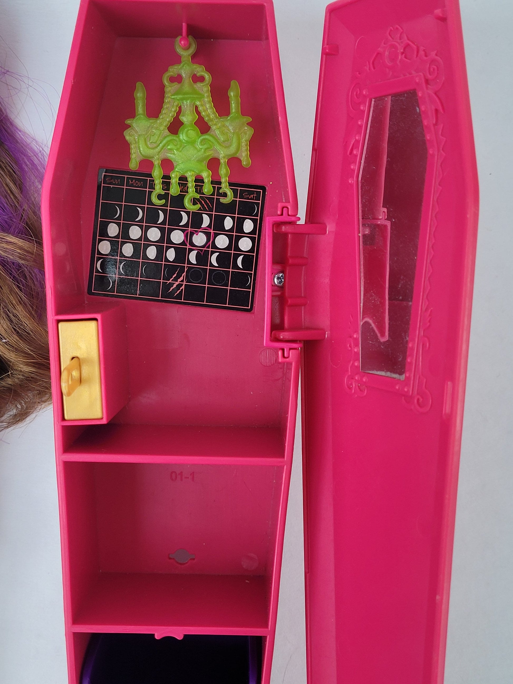 Monster High Doll Ghoul La La Locker Clawdeen Wolf Playset for Collectors, Playing, Original Accessories, Furniture, Mattel, Original Used