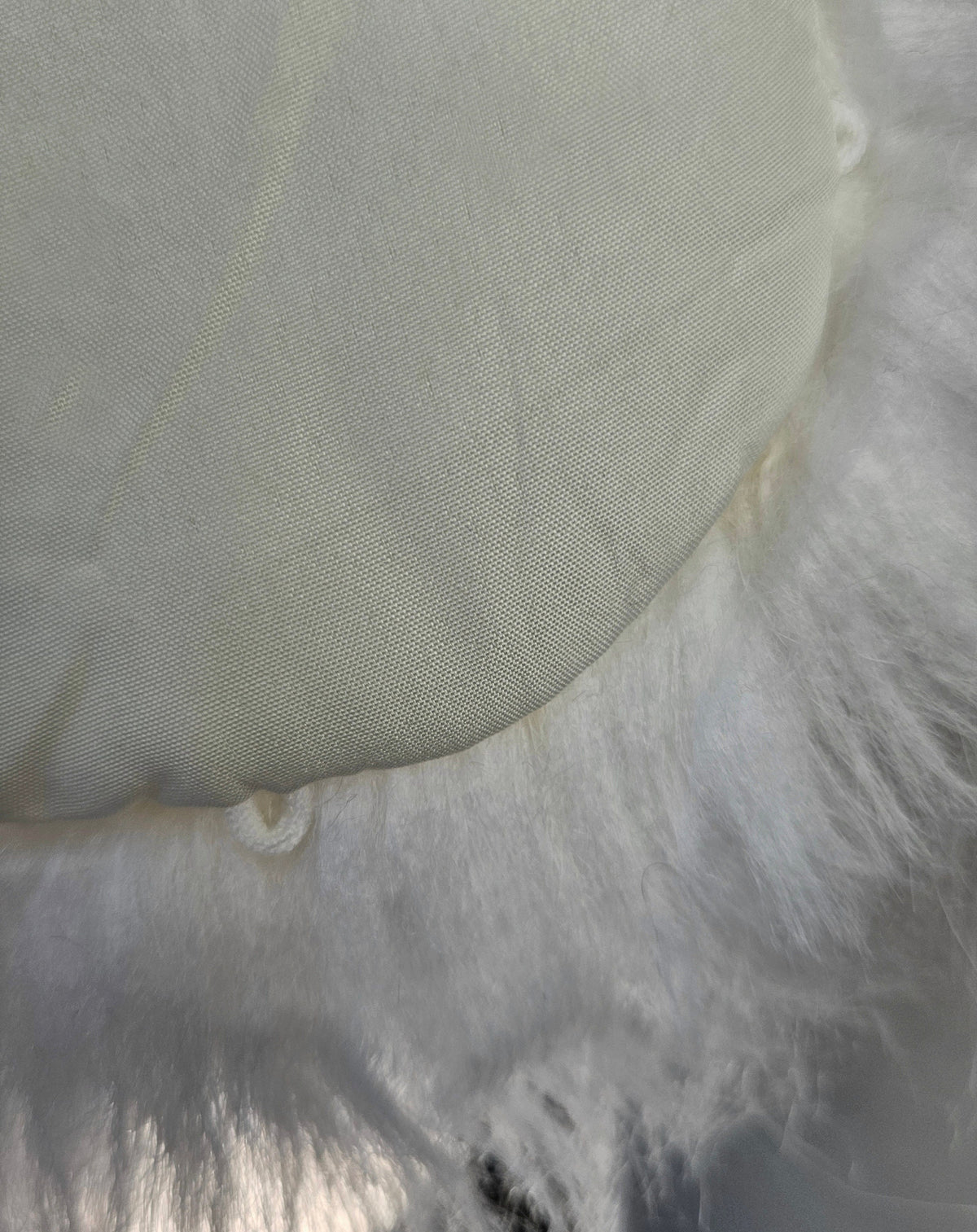White XL Faux Fur Hood Trim – Extra Wide – 60–80 cm – product photo 6