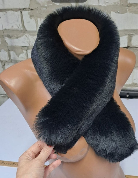 Faux Rabbit Fur Hood Trim – Fox Look – 60–80 cm – product photo 1