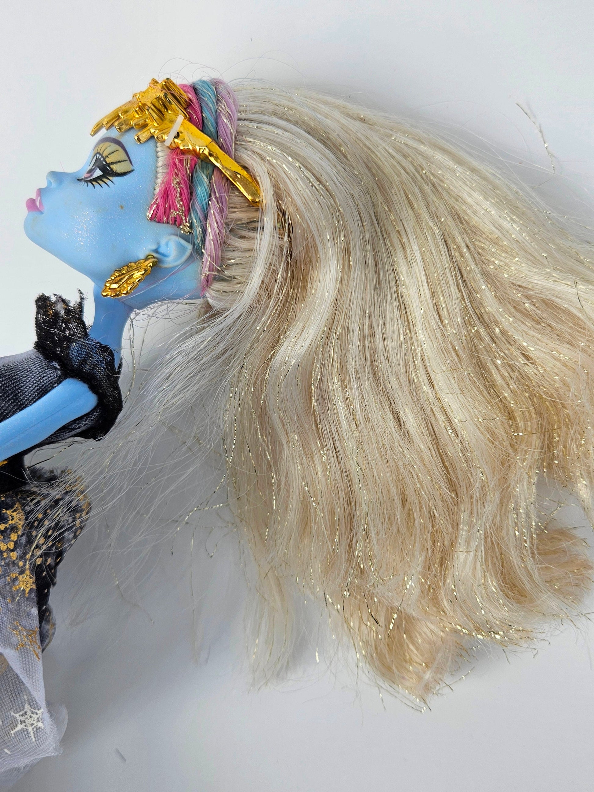 Original Monster High Doll for Collectors, Playing,13 Wishes Haunt The Casbah Exclusive Doll, Draculaura, Frankie Stein, Clawdeen, Rare
