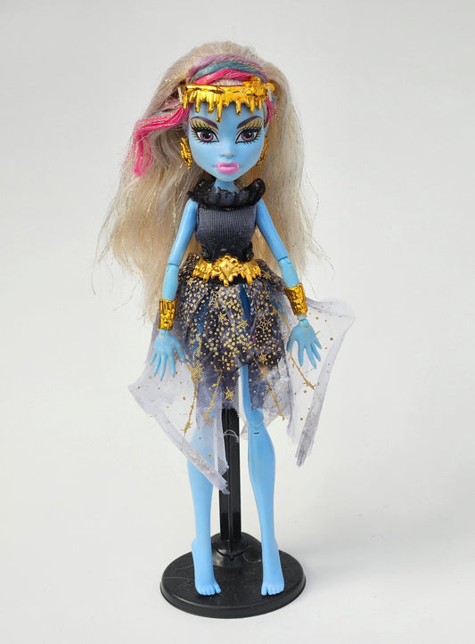 Original Monster High Doll for Collectors, Playing,13 Wishes Haunt The Casbah Exclusive Doll, Draculaura, Frankie Stein, Clawdeen, Rare