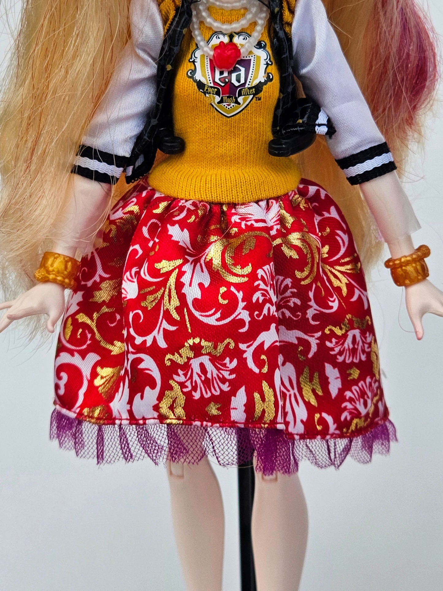 Ever After High School Spirit Apple White and Raven Queen Doll (2-Pack) for Collectors, Playing, Original, Extremely Rare, Original Used