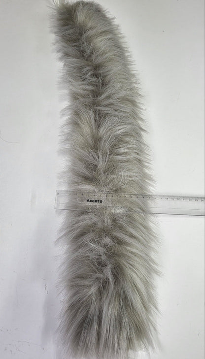 Gray Faux Raccoon Hood Trim – Dark Tips – 60–80 cm – product photo 4