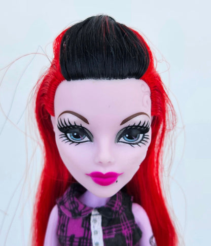 Operetta Freaky Fusion Monster High doll in dress