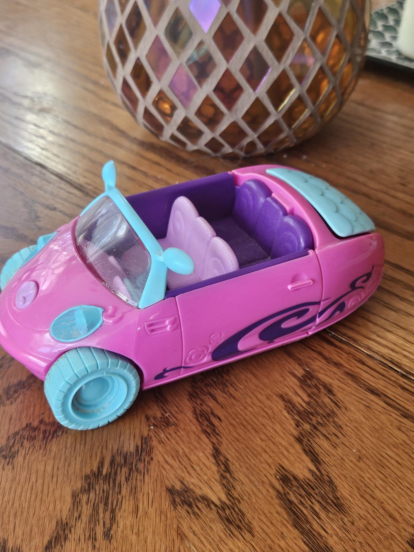 Zoobles, Lot of 4 and Family Car, Spin Masters, Transfroming Animals, Like Bakugan, Ball Figure, Spring to Life, Magnets, Rare Finds