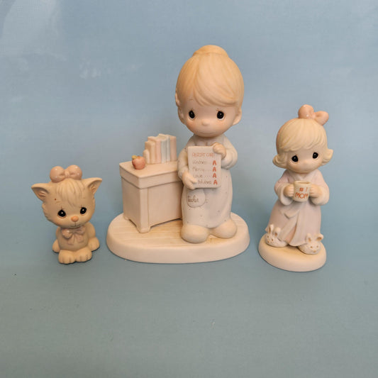 Porcelain Figurine, Precious Moments Figurine "Love Never Fails", Teacher Porcelain, Mother Fugurine, Vintage Figurine, Cat Figurine