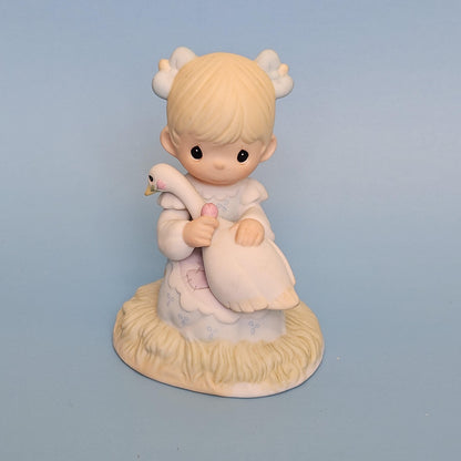 Precious Moments "God Is Love" – 1980 E-5213 Vintage Figurine