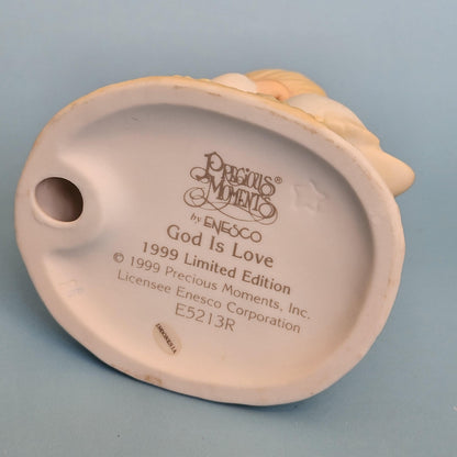 Precious Moments "God Is Love" – 1980 E-5213 Vintage Figurine