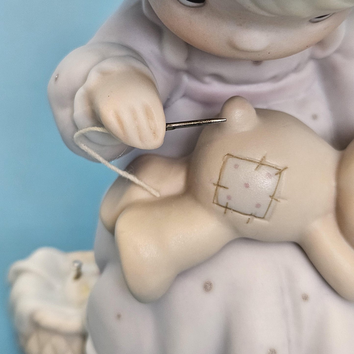 You Are a Blessing to Me 1990 Members Only figurine