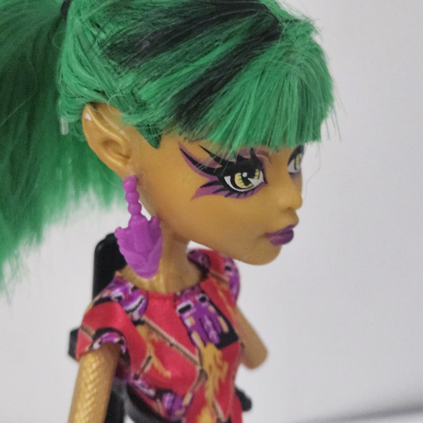 Monster High Doll Jinafire Long Ghouls Getaway for Collectors, Playing, Very Rare Doll, Original Clothes and Accessories, Used, Pre-owned