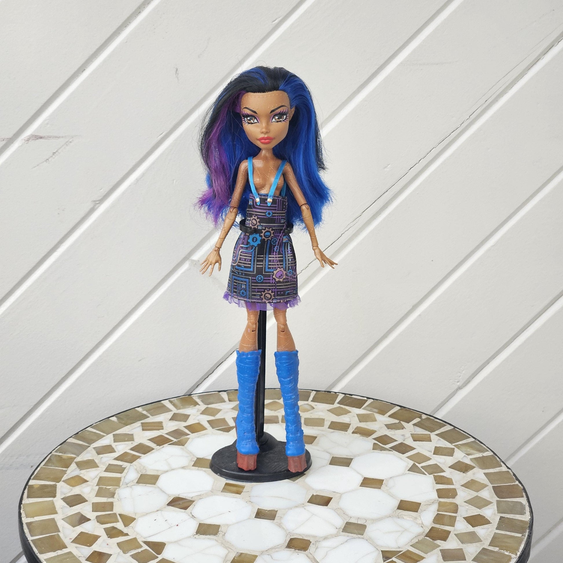 Monster High Doll Robecca Steam, Art Class, for Collectors, Playing, Rare Doll, Original, Mattel Excellent Condition, 2013, Used, Pre-owned