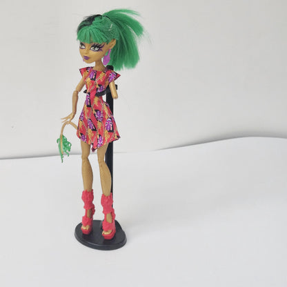 Jinafire Long Ghouls Getaway Monster High doll – view 2