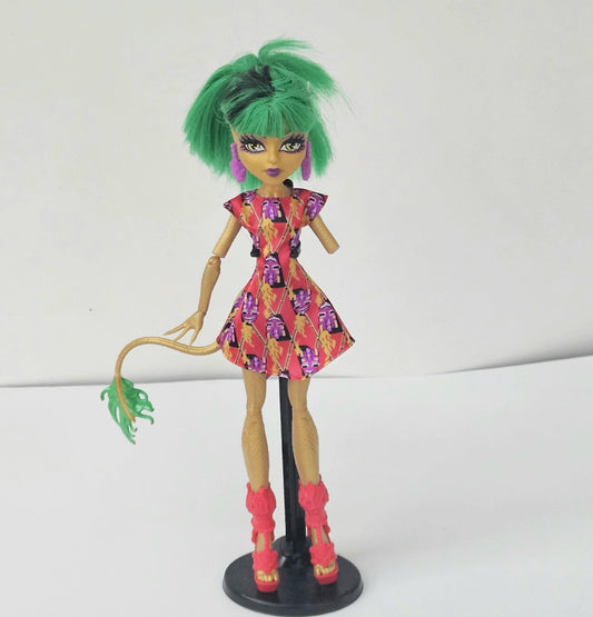 Monster High Doll Jinafire Long Ghouls Getaway for Collectors, Playing, Very Rare Doll, Original Clothes and Accessories, Used, Pre-owned