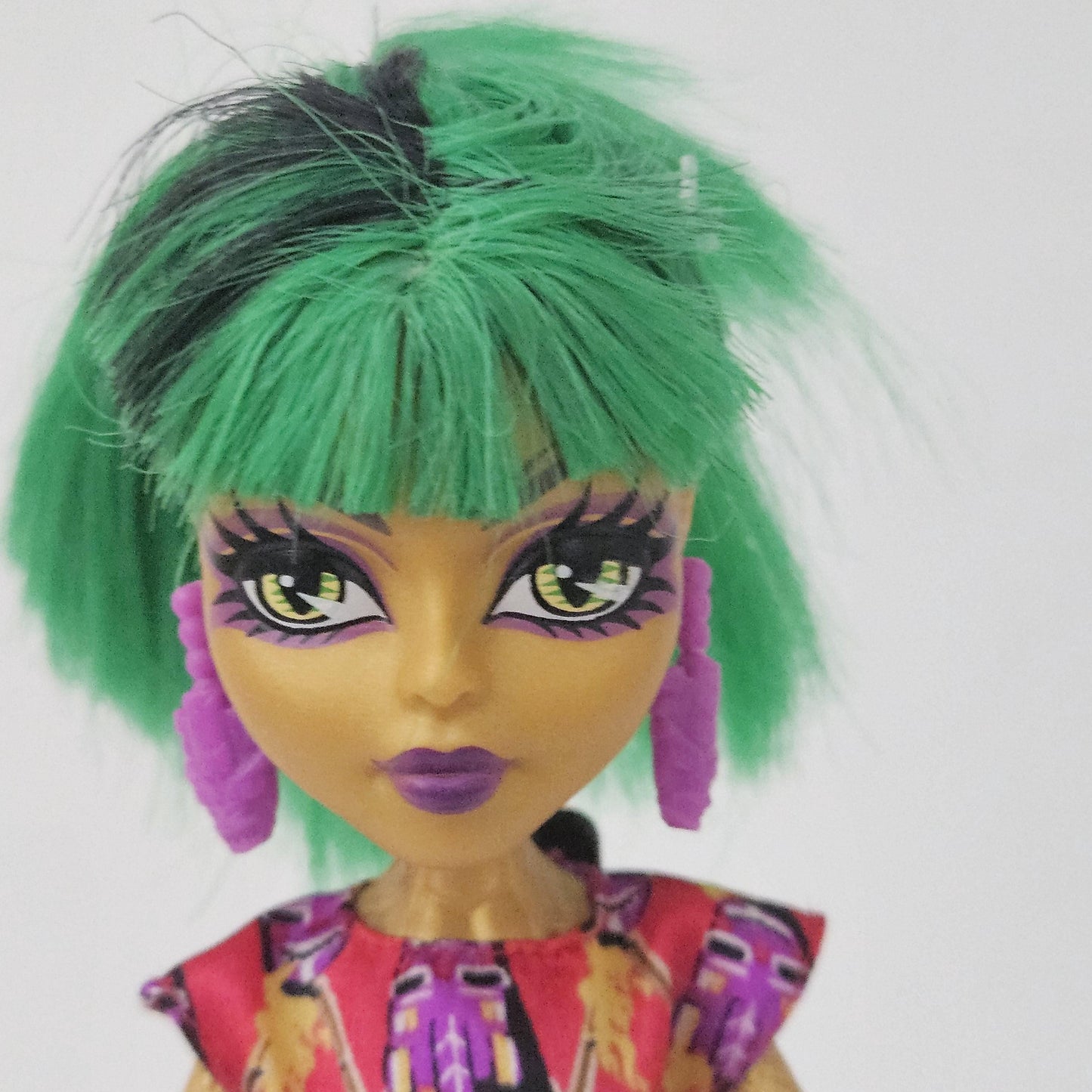 Monster High Doll Jinafire Long Ghouls Getaway for Collectors, Playing, Very Rare Doll, Original Clothes and Accessories, Used, Pre-owned
