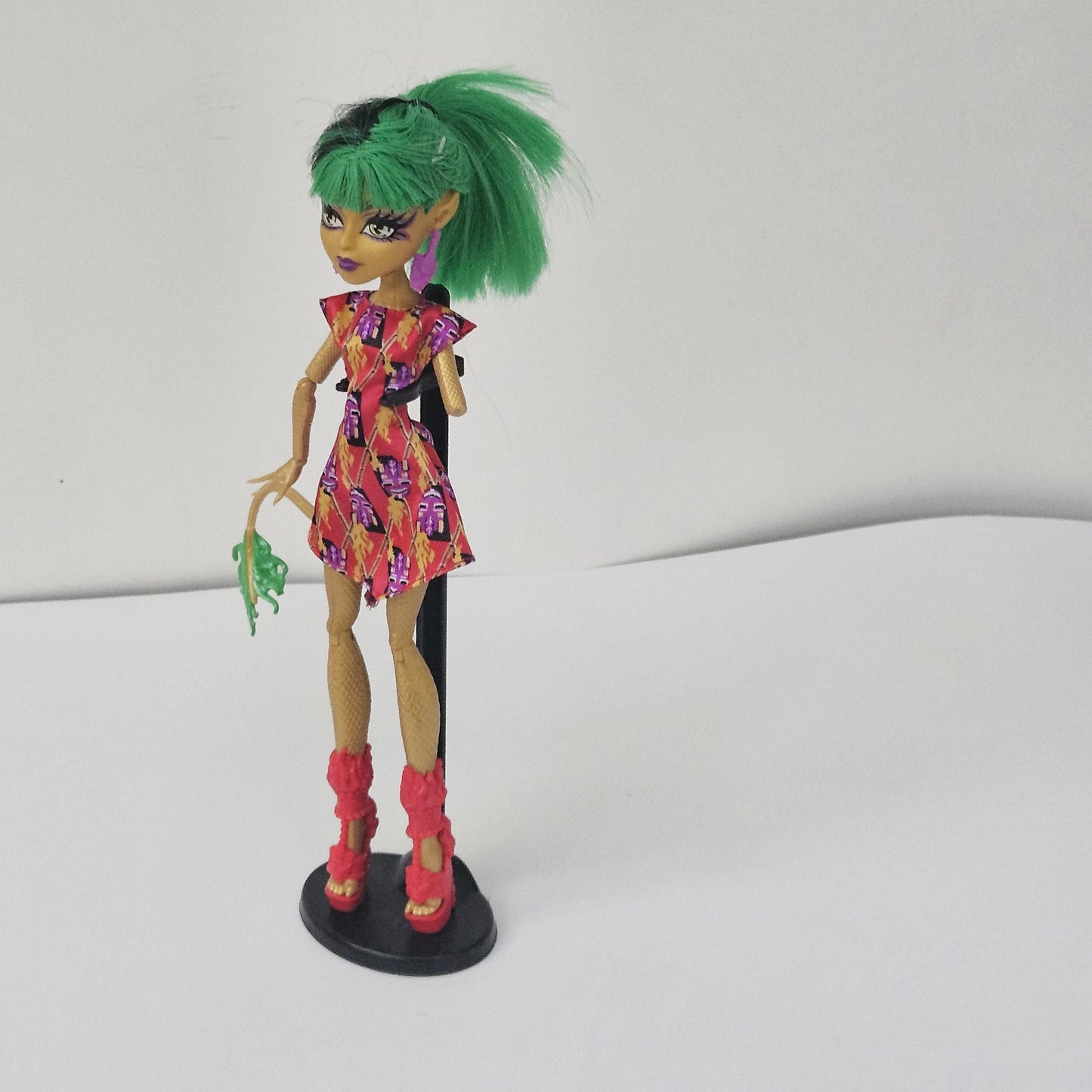Monster High Doll Jinafire Long Ghouls Getaway for Collectors, Playing, Very Rare Doll, Original Clothes and Accessories, Used, Pre-owned