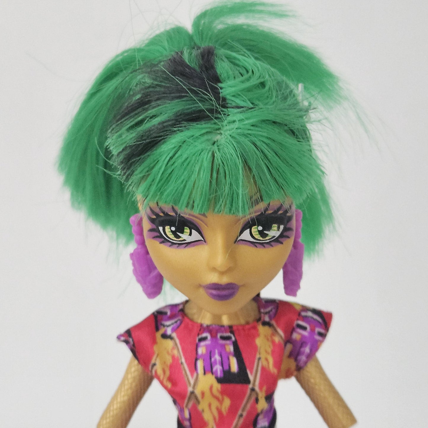 Monster High Doll Jinafire Long Ghouls Getaway for Collectors, Playing, Very Rare Doll, Original Clothes and Accessories, Used, Pre-owned