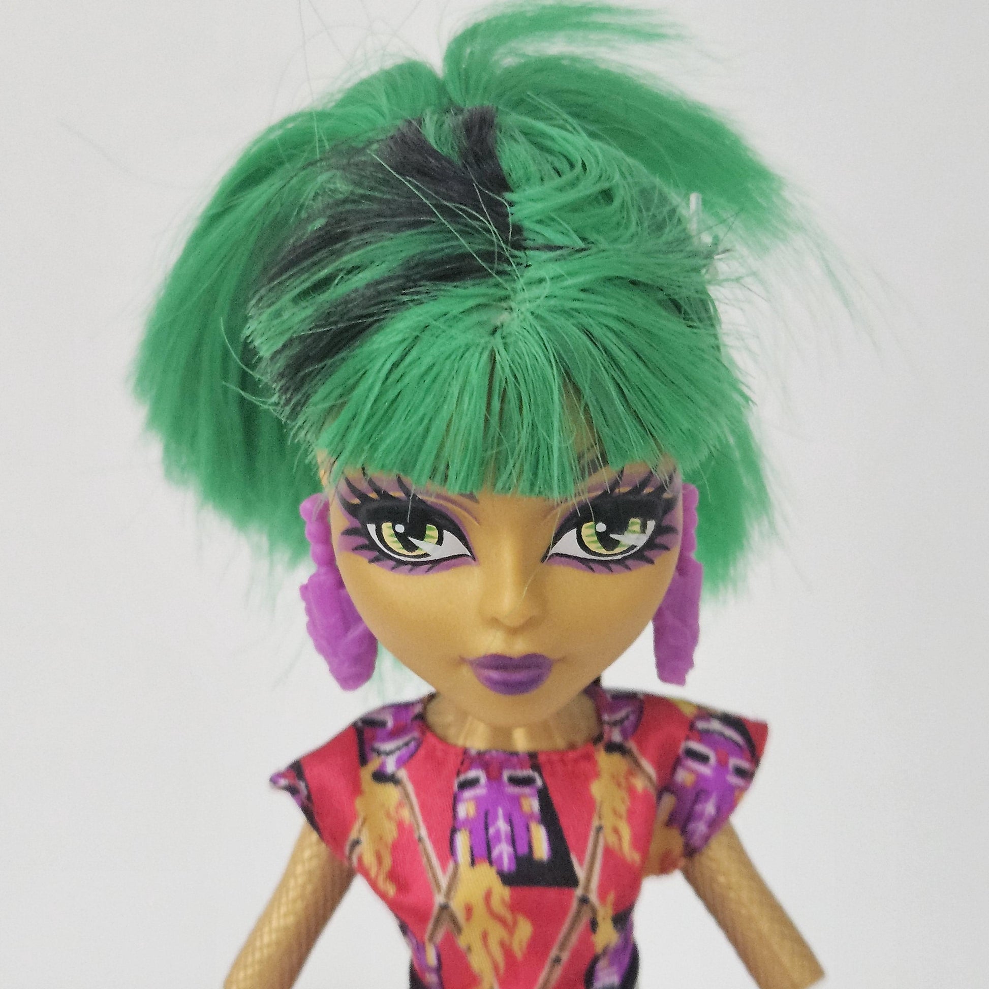 Monster High Doll Jinafire Long Ghouls Getaway for Collectors, Playing, Very Rare Doll, Original Clothes and Accessories, Used, Pre-owned