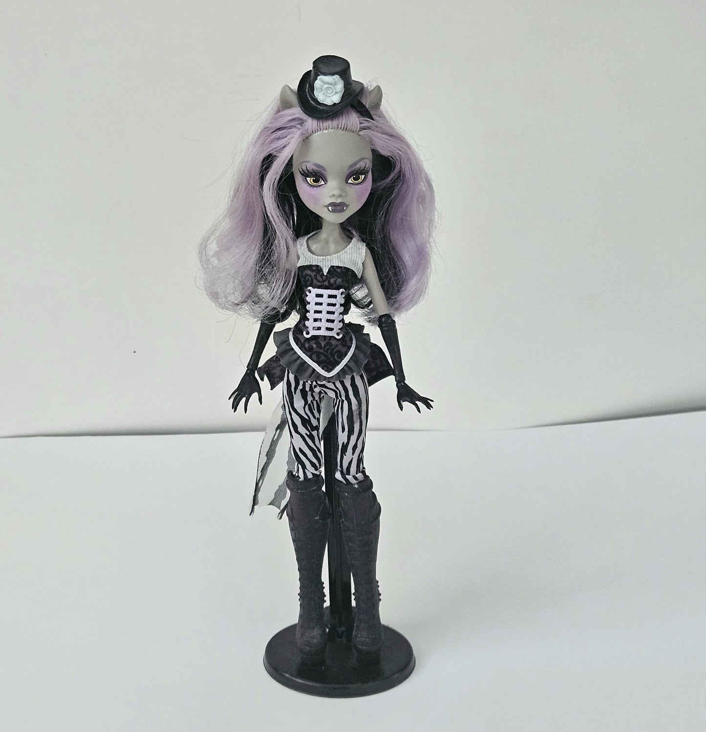 Original Monster High Dolls, Collector Lot, Playing, Dot Dead Gorgeous, Boo York, Freaky Fusion, Draculaura, Abbey, Ghoulia, Rare, Used