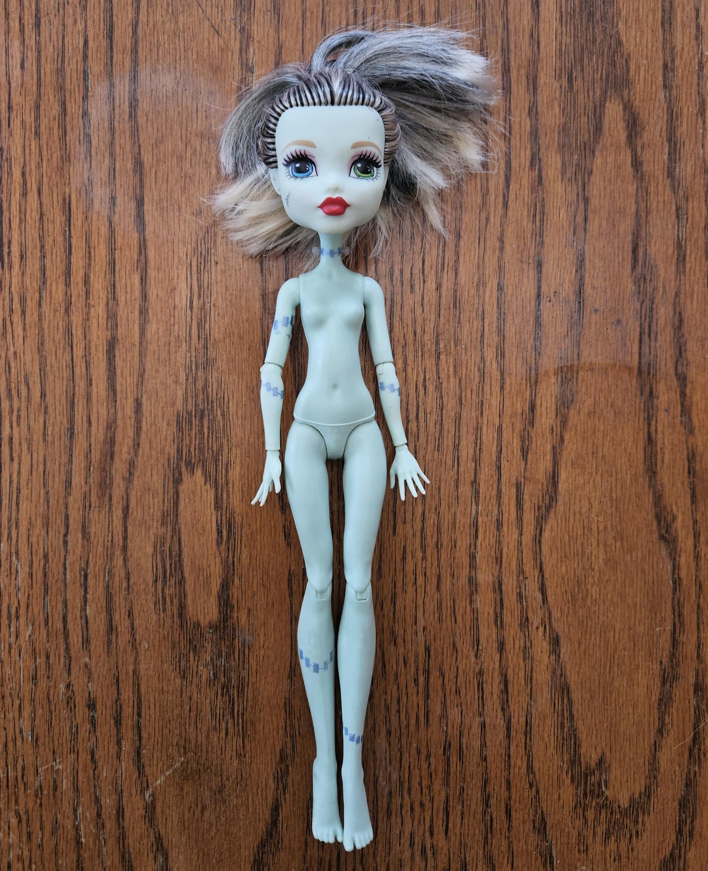 Frankie Stein Monster High Doll for Collectors, Playing, Budget, Basic Line, Science Class, Original, Excellent Condition, G2