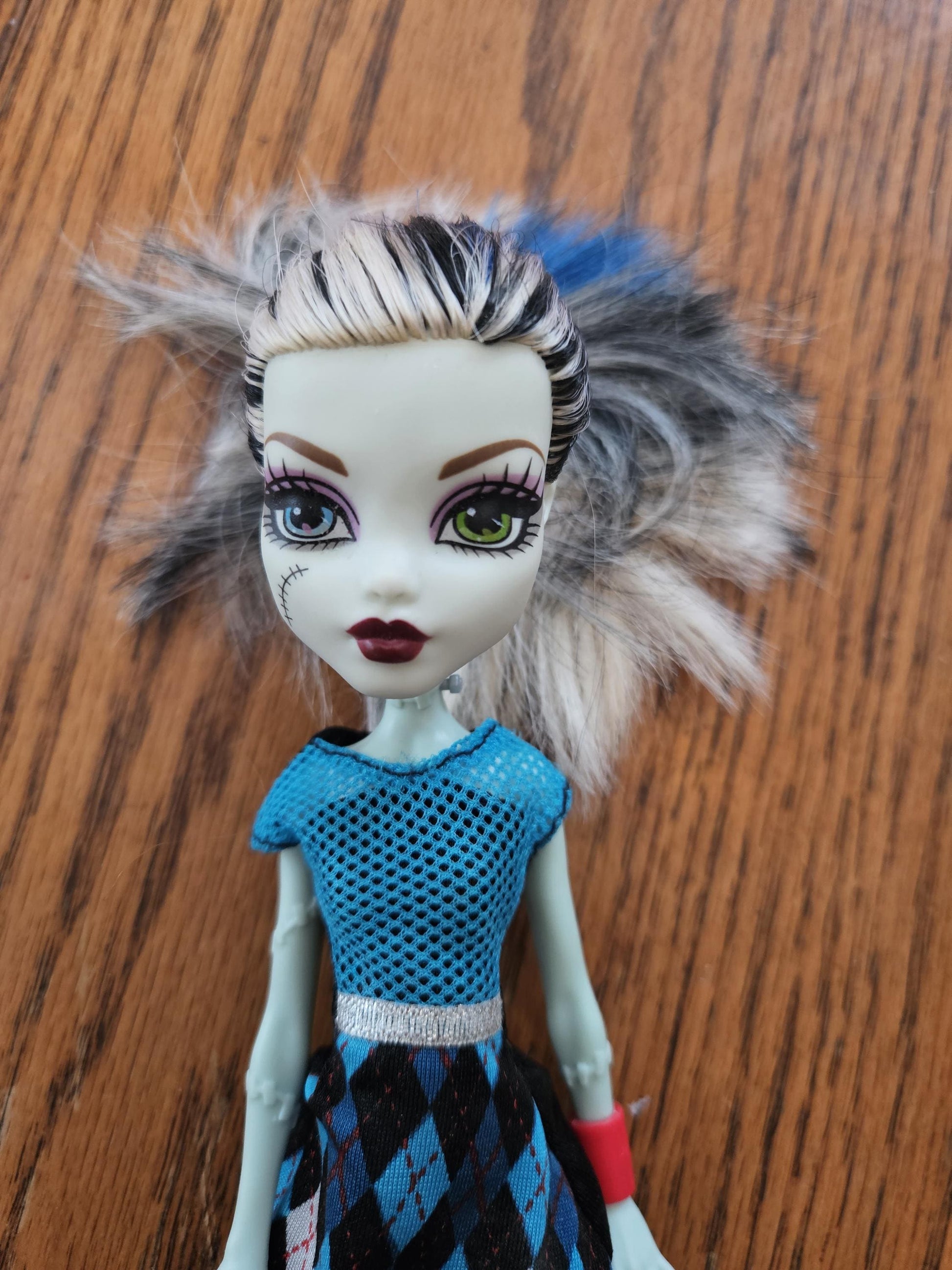 Frankie Stein Monster High Doll for Collectors, Playing, Budget, Basic Line, Science Class, Original, Excellent Condition, G2