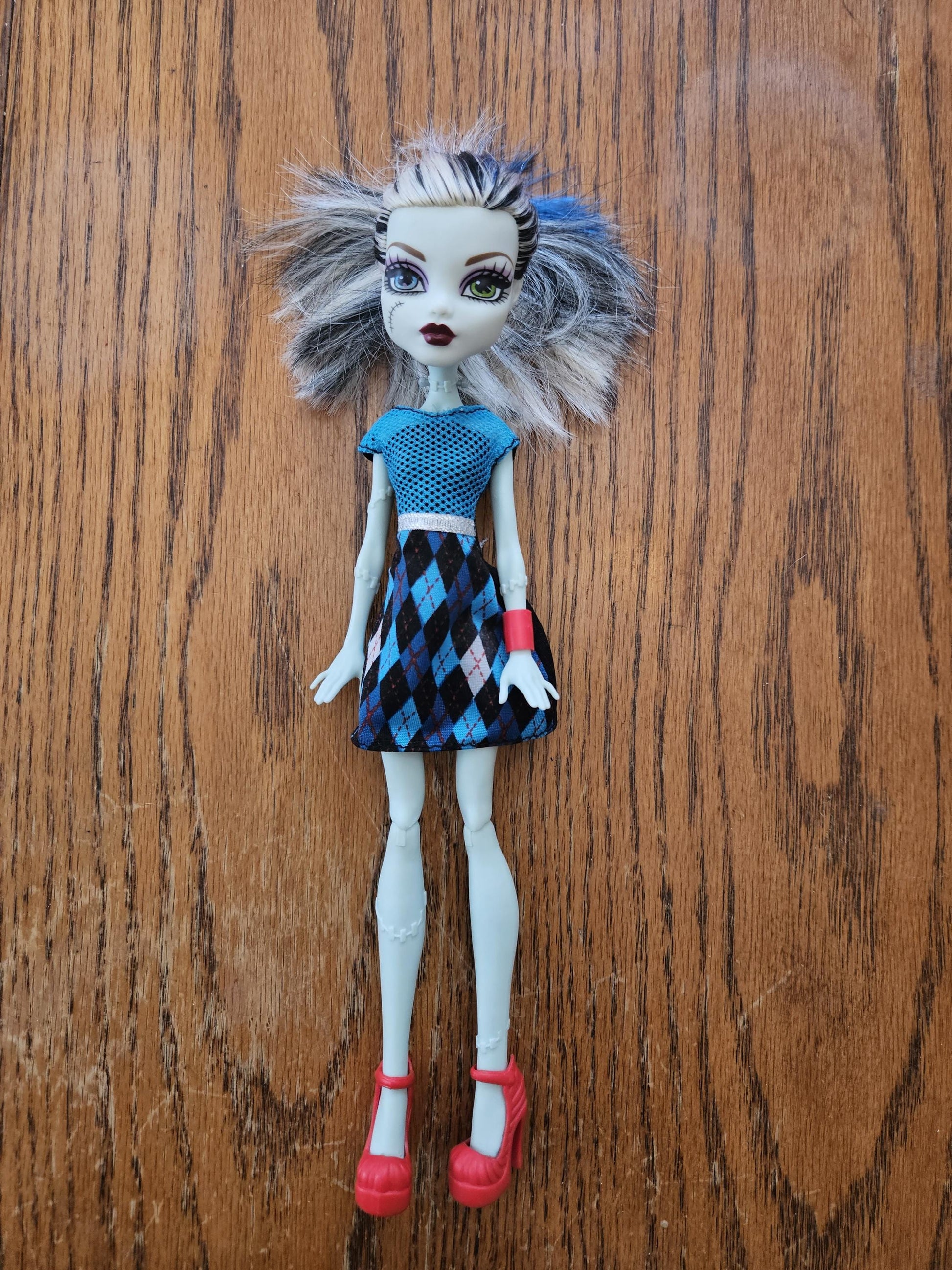Frankie Stein Monster High Doll for Collectors, Playing, Budget, Basic Line, Science Class, Original, Excellent Condition, G2