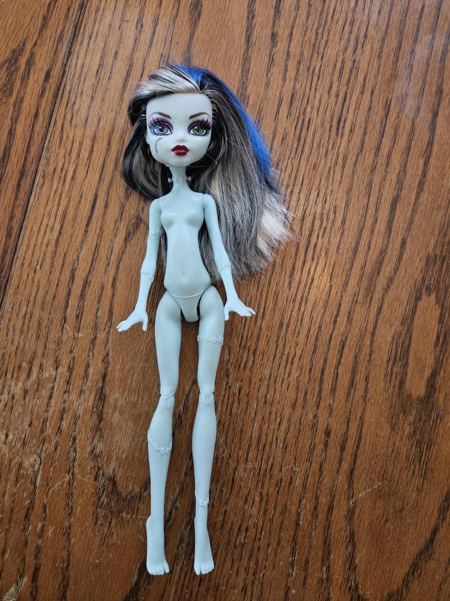 Frankie Stein Monster High Doll for Collectors, Playing, Budget, Basic Line, Science Class, Original, Excellent Condition, G2