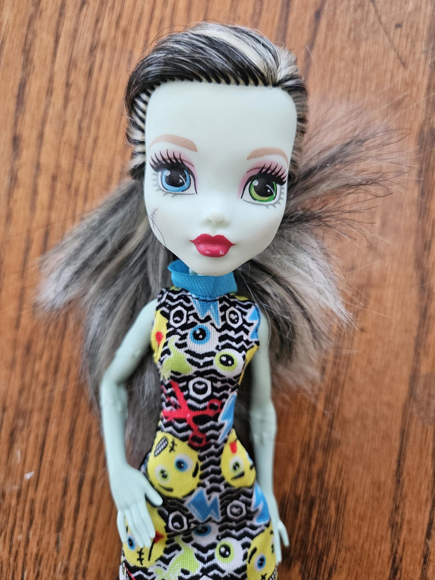 Frankie Stein Monster High Doll for Collectors, Playing, Budget, Basic Line, Science Class, Original, Excellent Condition, G2