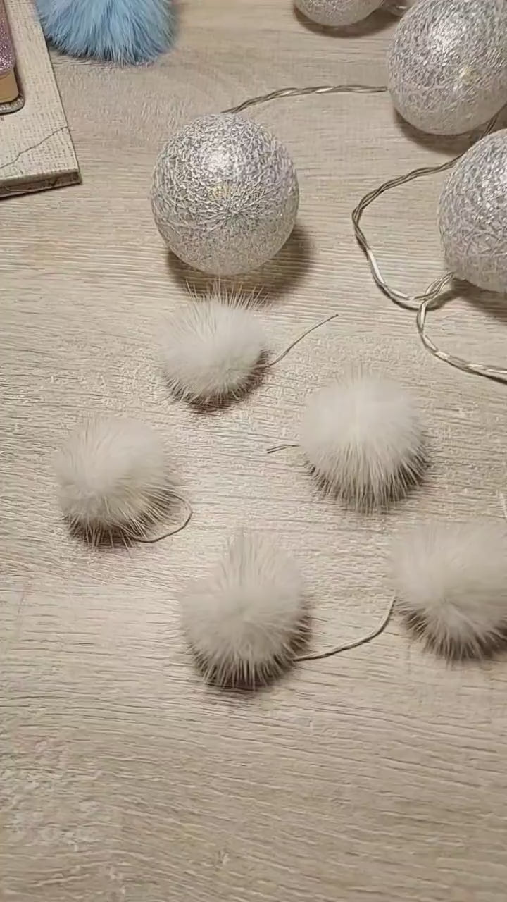 Ready to ship 5pc - 2" (50mm) Mink Fur Pom Poms Genuine Fur Ball Charm Pendant for Keychain Necklace Earring Pompom Pom Ring White Mink