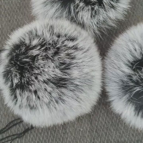 4,5" to 5" HIGHEST QUALITY FOX Pom Poms! Double Fox Fur Shiny Soft Pom Pom for Women Hat Beanie Tuque Winter Knit Hats Puff Fluffy Fur Ball