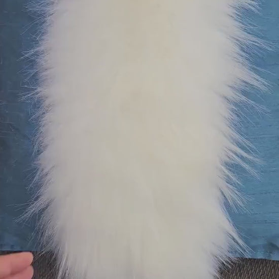 READY to SHIP XL Faux Fur Vegan Trim Hood 70 cm, Faux Fur Collar Trim, Fake Fur, Fur Fabric, Fur Ruff, Faux Fur Hood, Hood Fur Jacket, White
