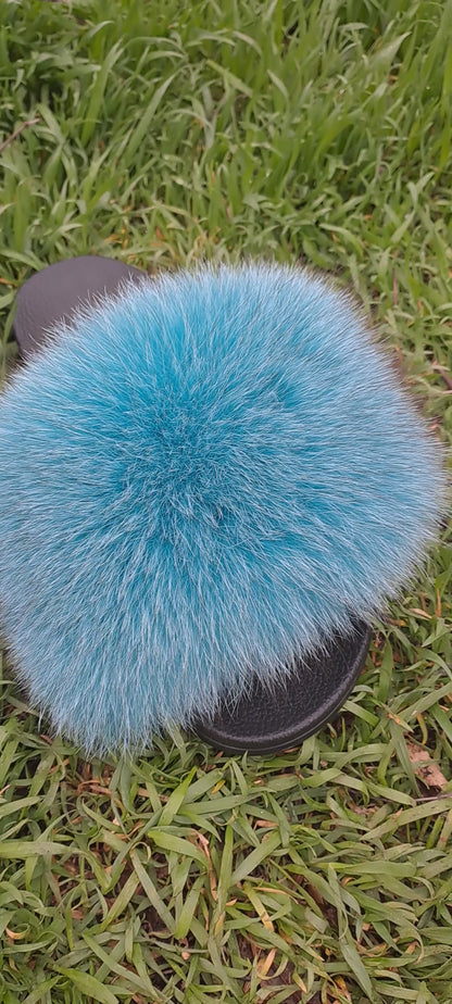 Blue Arctic Fox Fur Slippers – Real Fur Slides