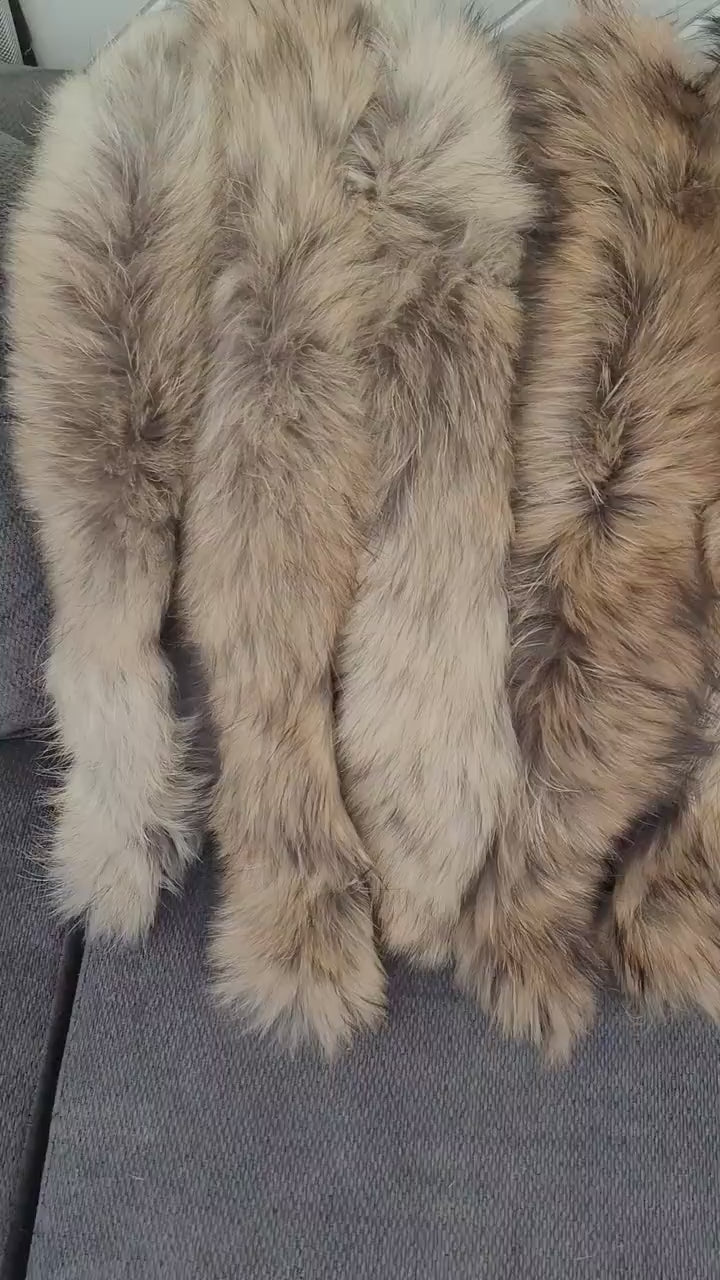 READY to SHIP, 70-80 X2 cm Real Raccoon Fur Collar, Fur Trim for Hoodies, Raccoon Fur Collar, Fur Scarf, Fur Ruff, Raccoon Fur Hood