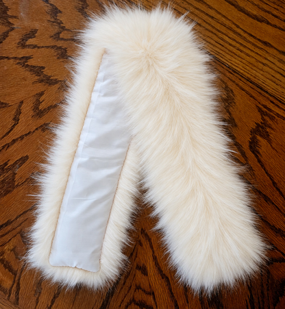 Warm ivory fur hood trim