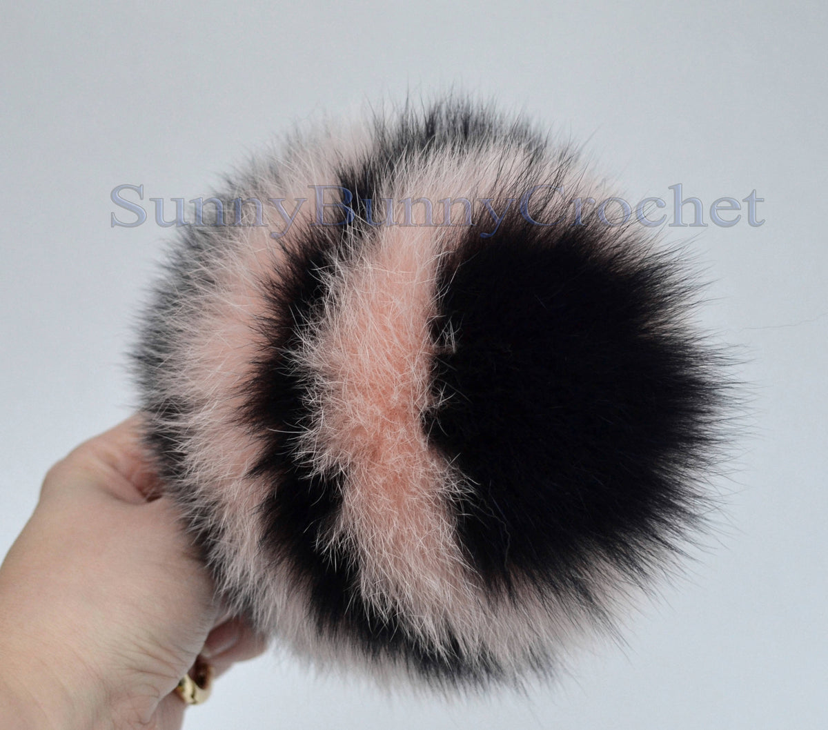 6" FUR POM POM Keychain, Large Fox Bag Charm, Key Chain Charm, Fox Fur Pom Pom, Rainbow Pom Pom, Fur Ball, Pendant Fur, Keyring, Multicolor