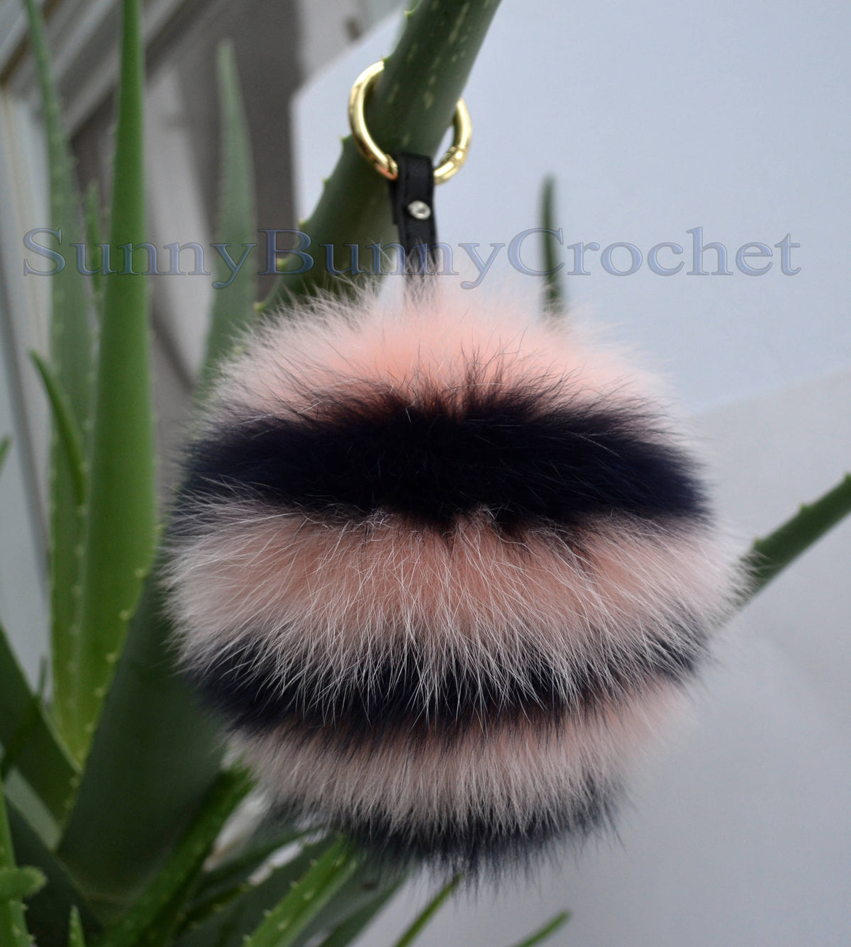 6" FUR POM POM Keychain, Large Fox Bag Charm, Key Chain Charm, Fox Fur Pom Pom, Rainbow Pom Pom, Fur Ball, Pendant Fur, Keyring, Multicolor