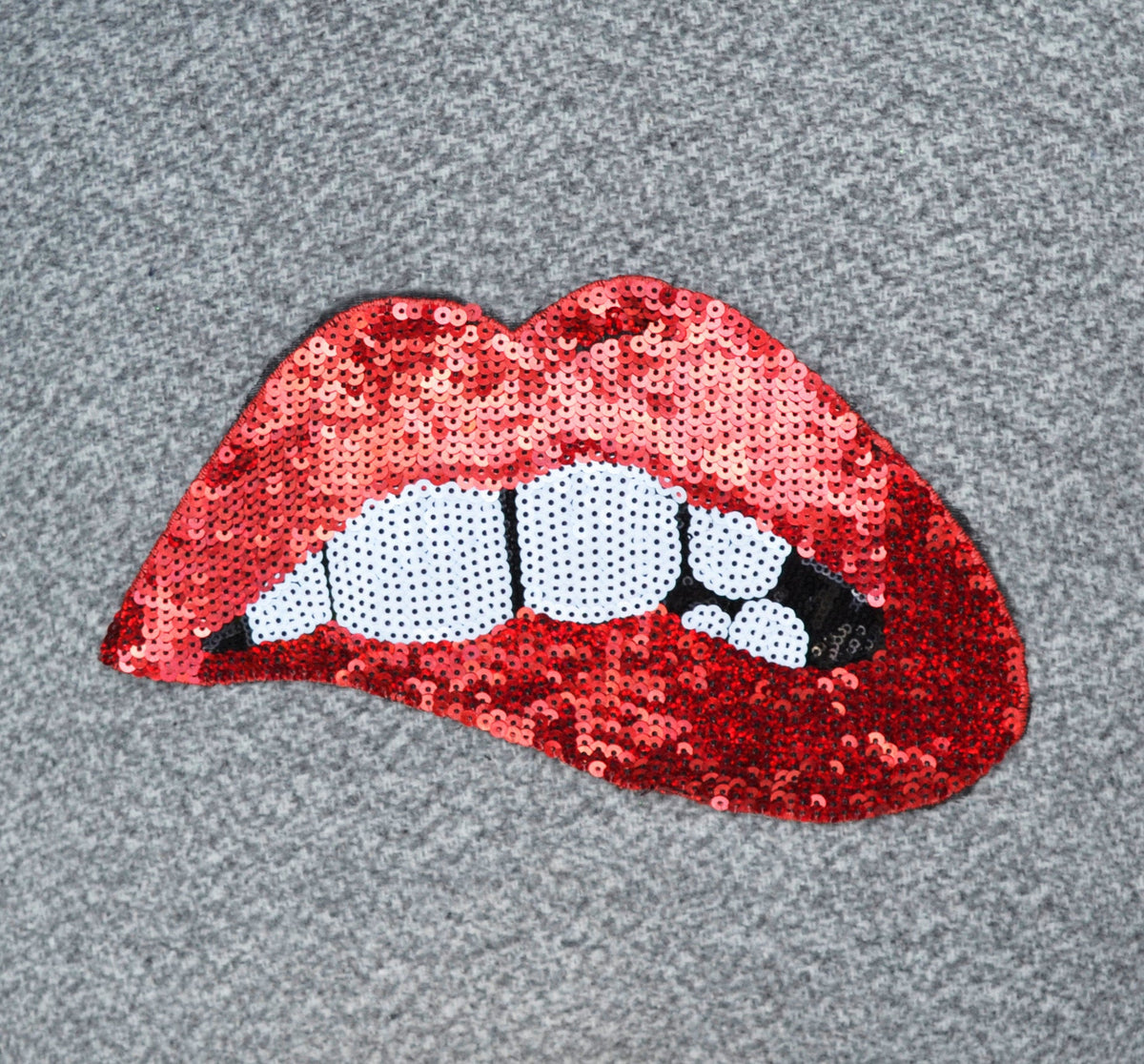 XL Sewn On Sequin Embroidery Red Pink Mouth Teeth Biting Lips Patch Badge Mouth with Lipstick Bite Red Lips Applique for denim jacket shirt