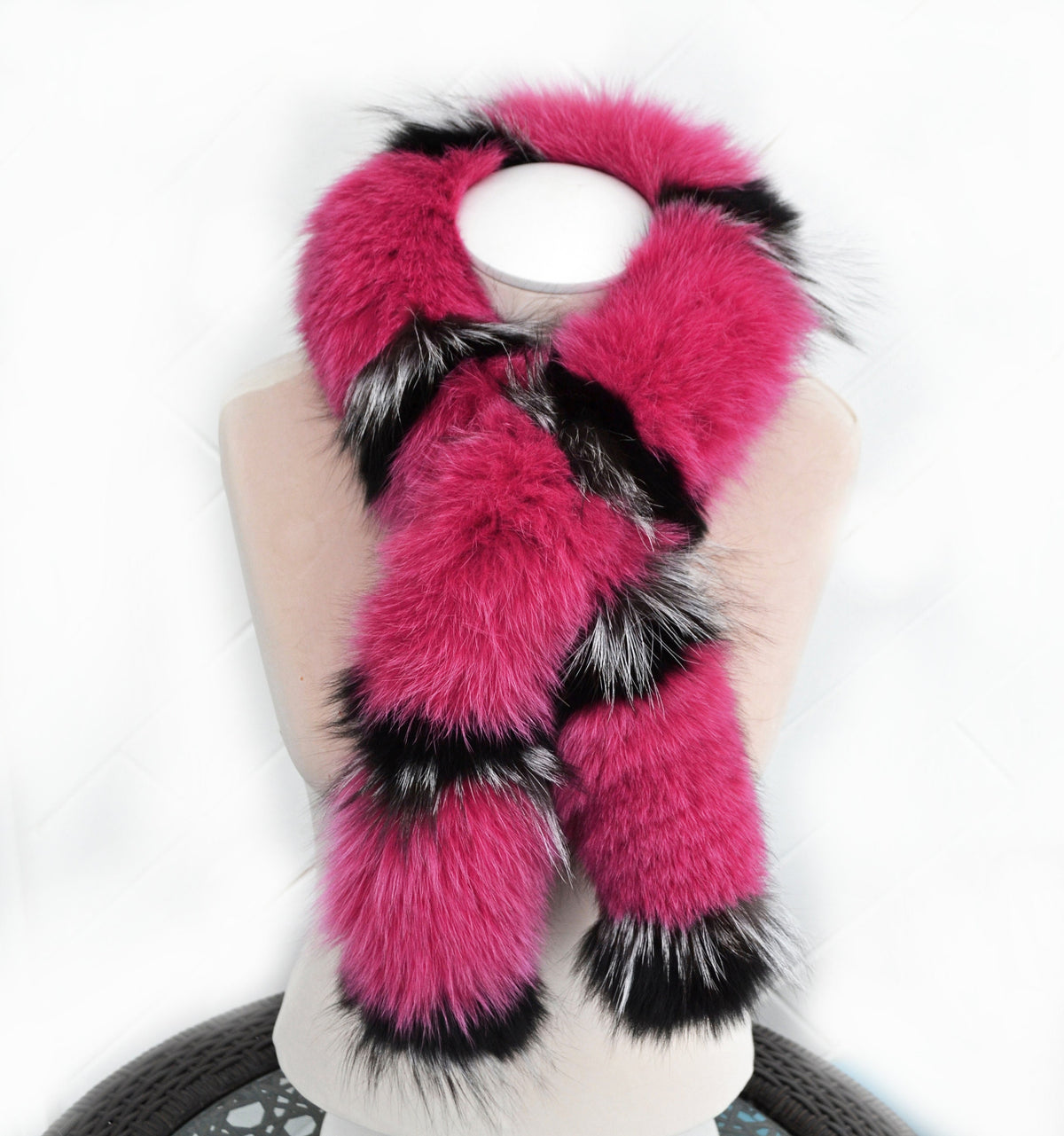 Pink Fox Fur Scarf – Genuine Fox Pelt – 112 cm