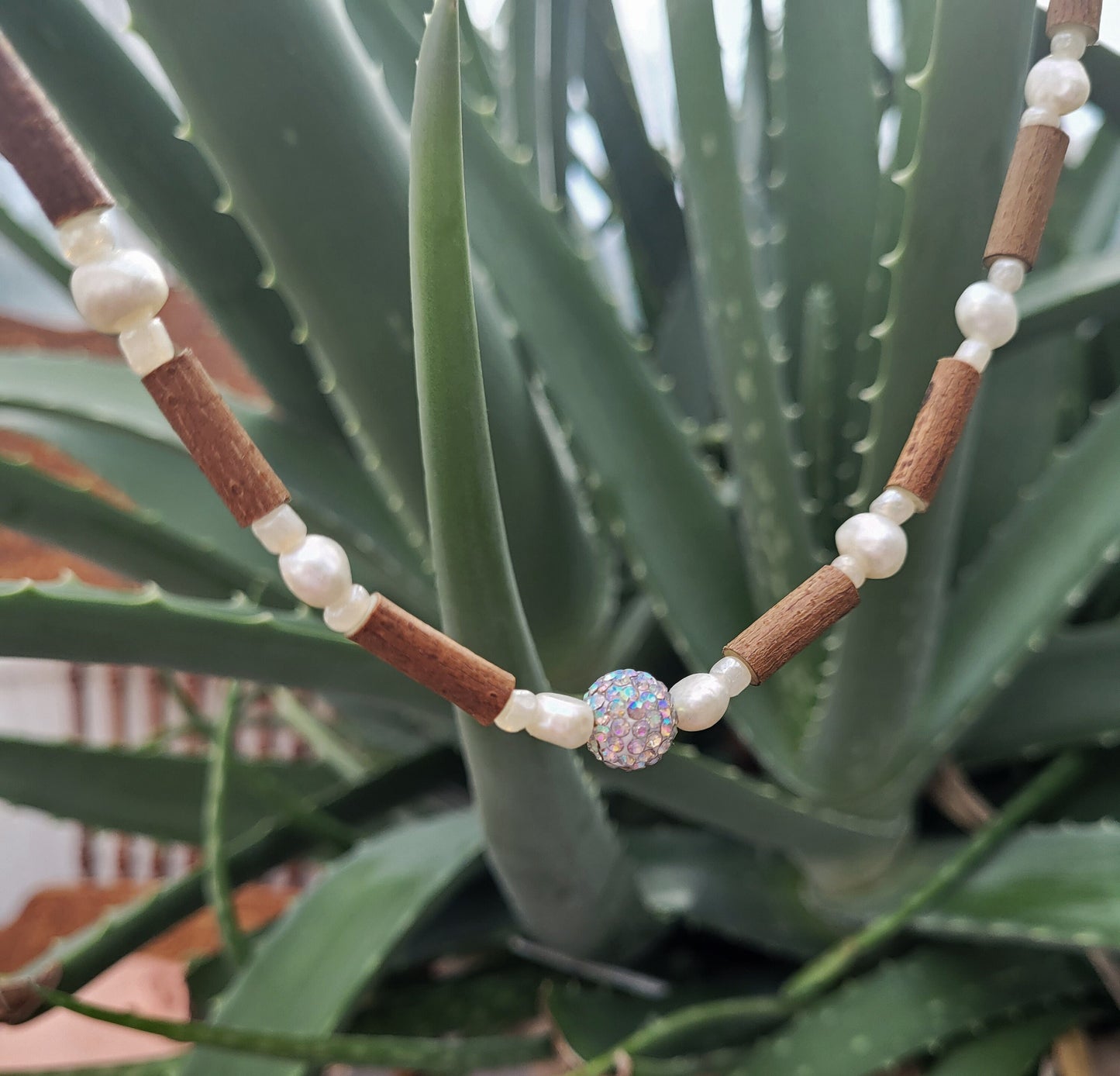 Wooden Necklace Women, Natural Hazelwood Pearl Crystal Stone Necklace Choker, Healing Gemstones Adult , Real Fresh Water Pearls